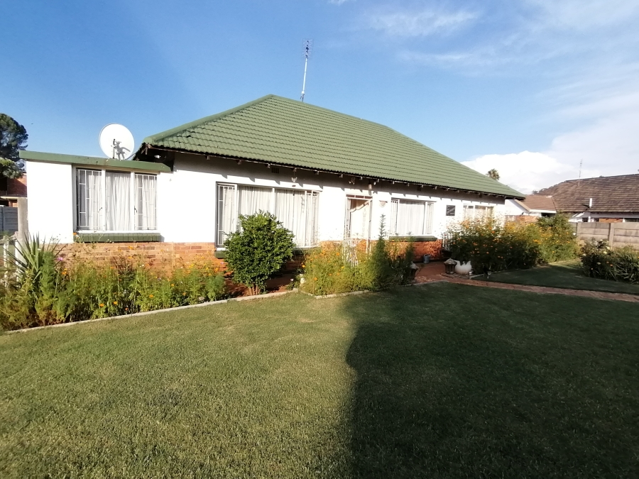 3 Bedroom Property for Sale in Stilfontein Ext 3 North West
